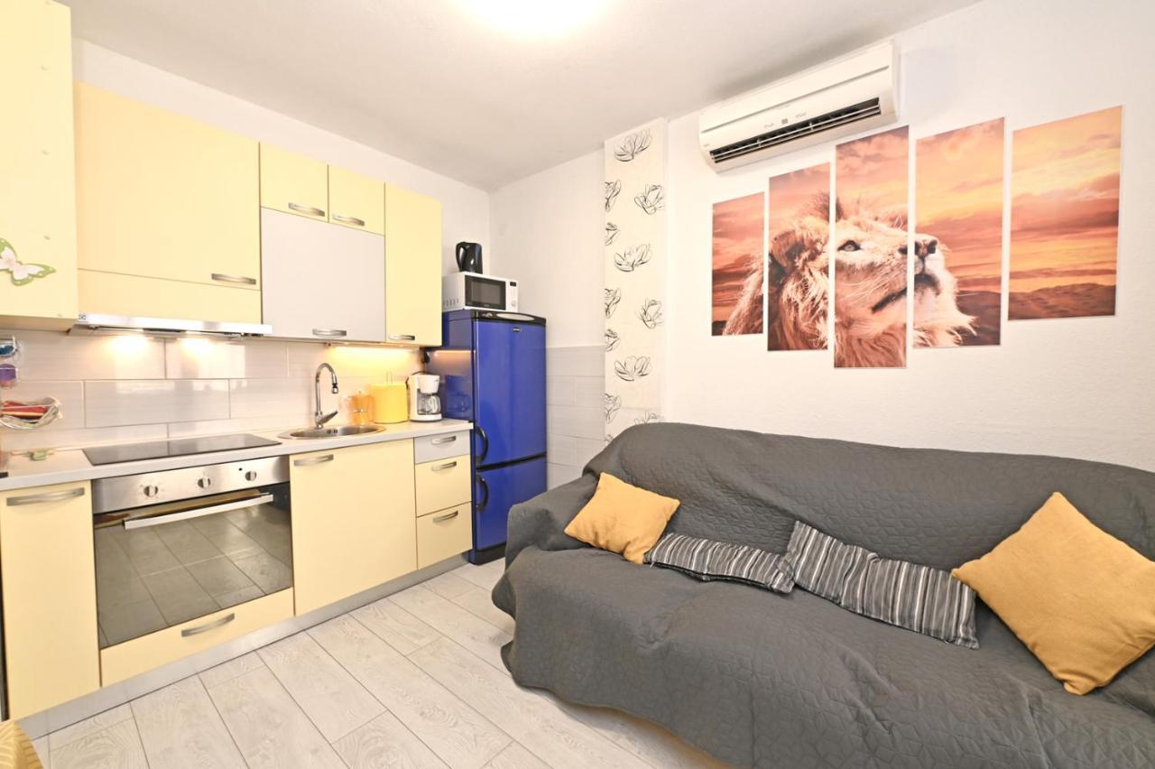 Apartman Blaz Apartment Porec Exterior photo
